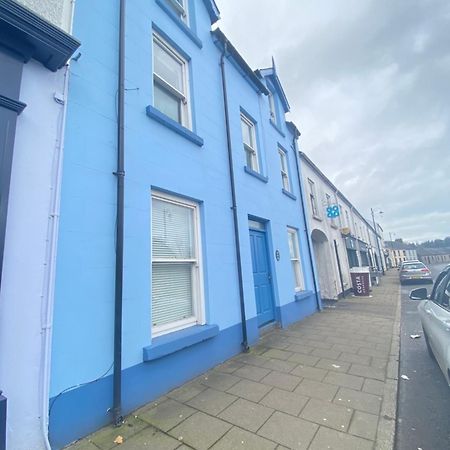 The Blue House Apartments Bushmills Bagian luar foto